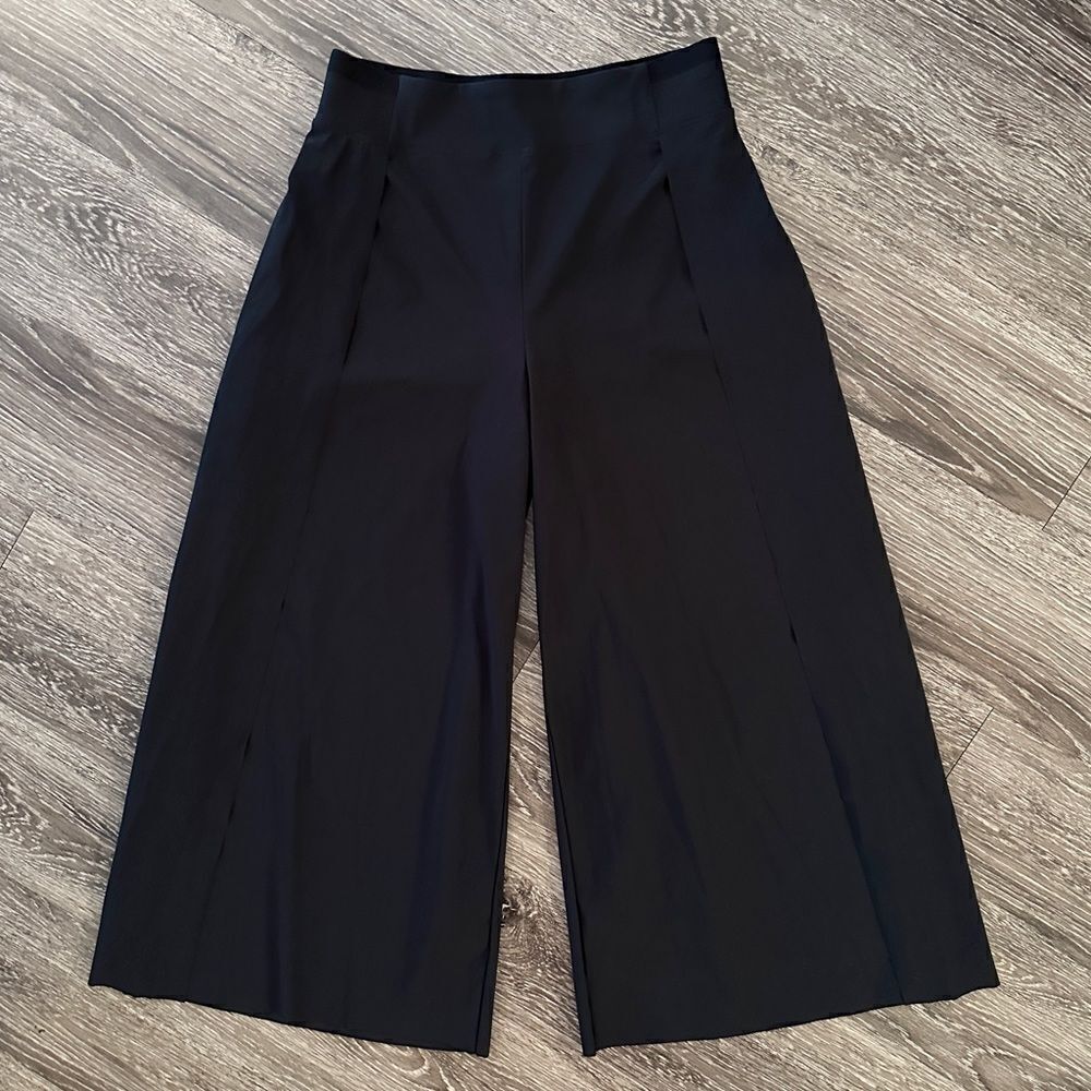 Athleta Black Wide Leg Cropped Pants